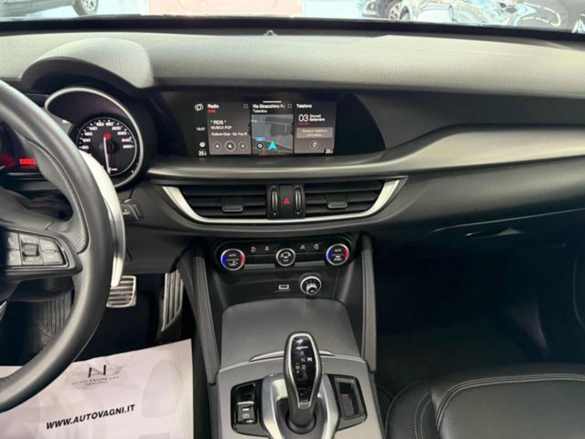 Alfa Romeo Stelvio Stelvio 2.2 Turbodiesel 190 CV AT8 Q4 Sprint (18)