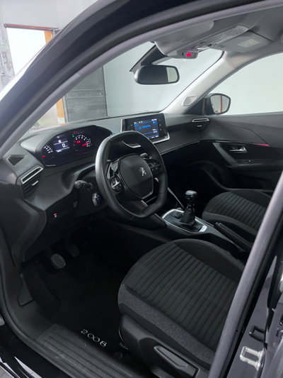 Peugeot 2008 PureTech 100 S&S Active (7)