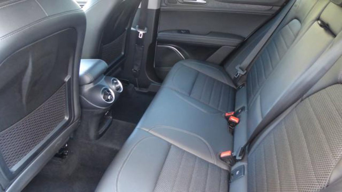 Alfa Romeo Stelvio Stelvio 2.2 Turbodiesel 190 CV AT8 Q4 B-Tech (16)
