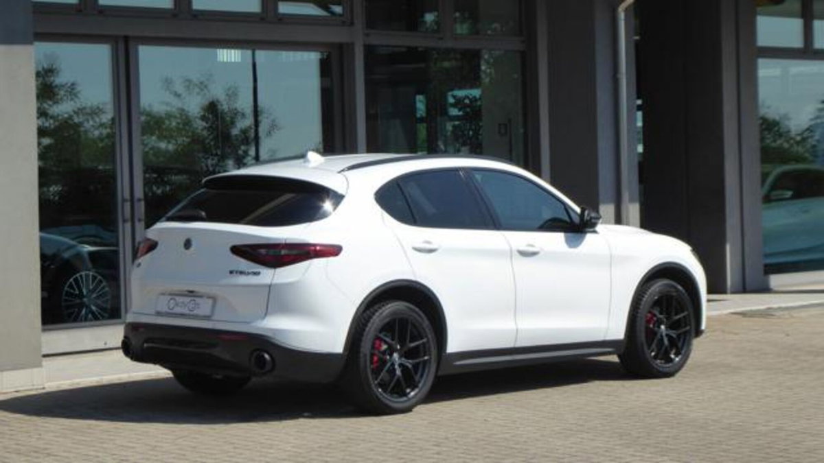 Alfa Romeo Stelvio Stelvio 2.2 Turbodiesel 190 CV AT8 Q4 B-Tech (3)