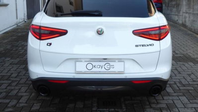 Alfa Romeo Stelvio Stelvio 2.2 Turbodiesel 190 CV AT8 Q4 B-Tech (6)
