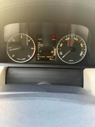 Land Rover Range Rover Sport 3.0 SDV6 HSE (8)
