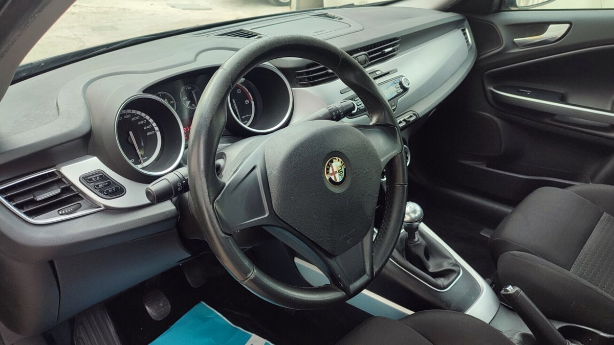 Alfa Romeo Giulietta 1.6 JTDm-2 Progression c/CL (11)