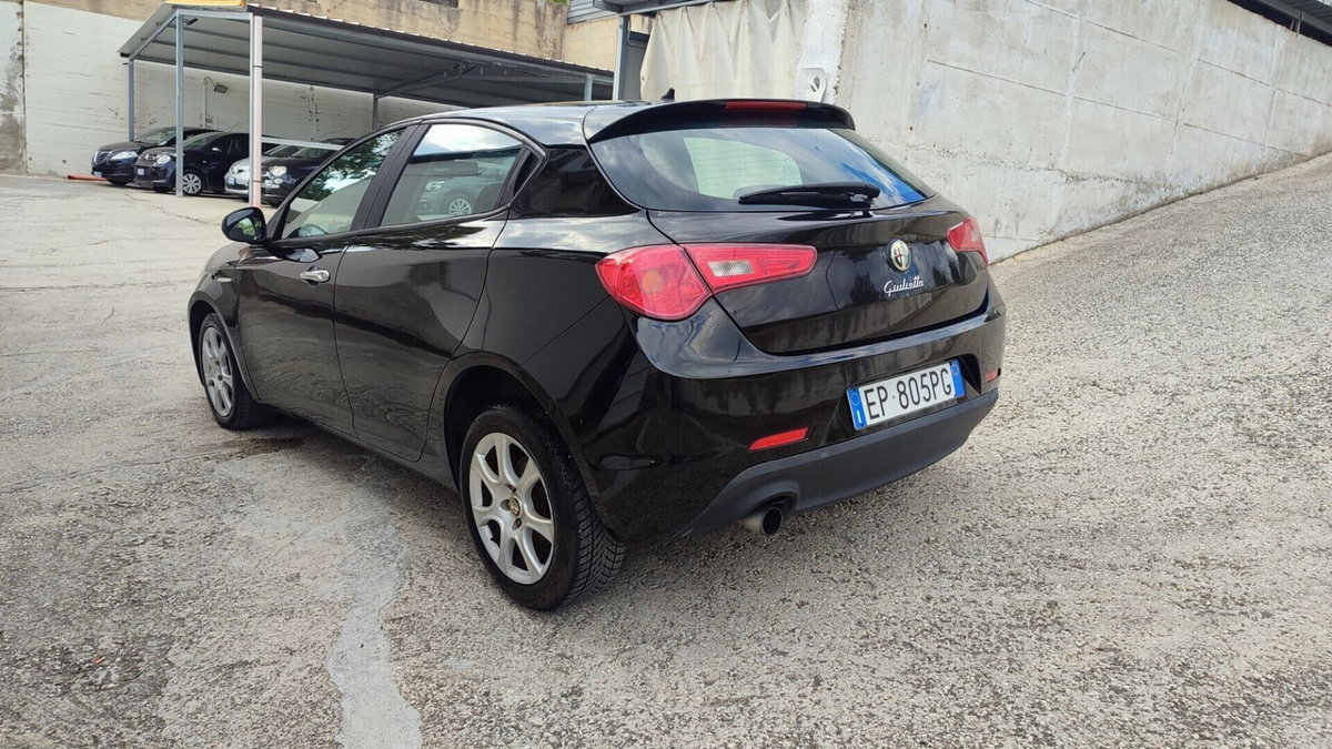 Alfa Romeo Giulietta 1.6 JTDm-2 Progression c/CL (4)
