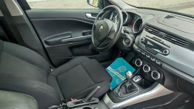 Alfa Romeo Giulietta 1.6 JTDm-2 Progression c/CL (8)