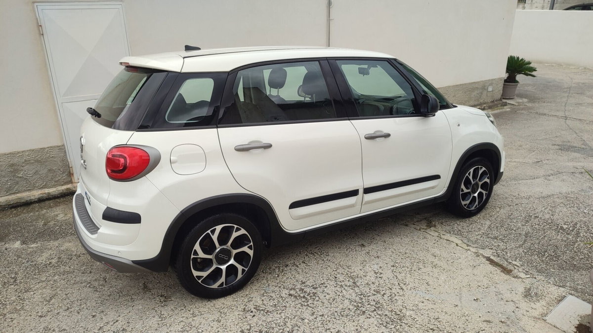 Fiat 500L 1.6 Multijet 120 CV City Cross (11)