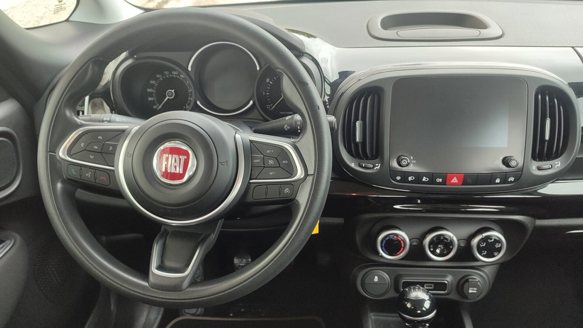 Fiat 500L 1.6 Multijet 120 CV City Cross (13)