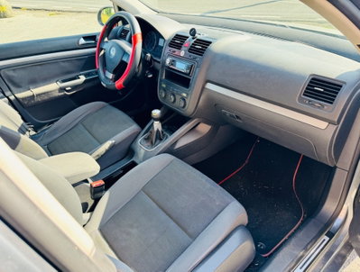 Volkswagen Golf 1.9 TDI 5p. Sportline Ltd.Edition (12)