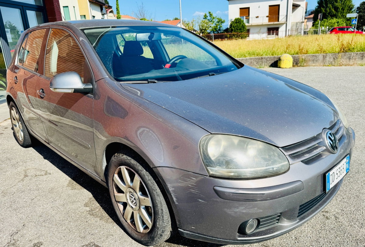 Volkswagen Golf 1.9 TDI 5p. Sportline Ltd.Edition (2)