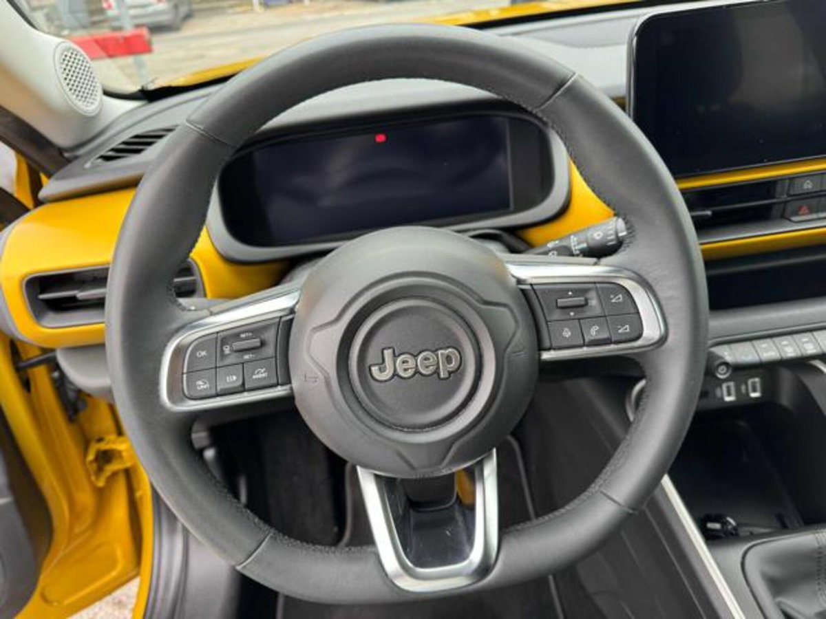 Jeep Avenger 1.2 turbo Summit fwd 100cv (14)