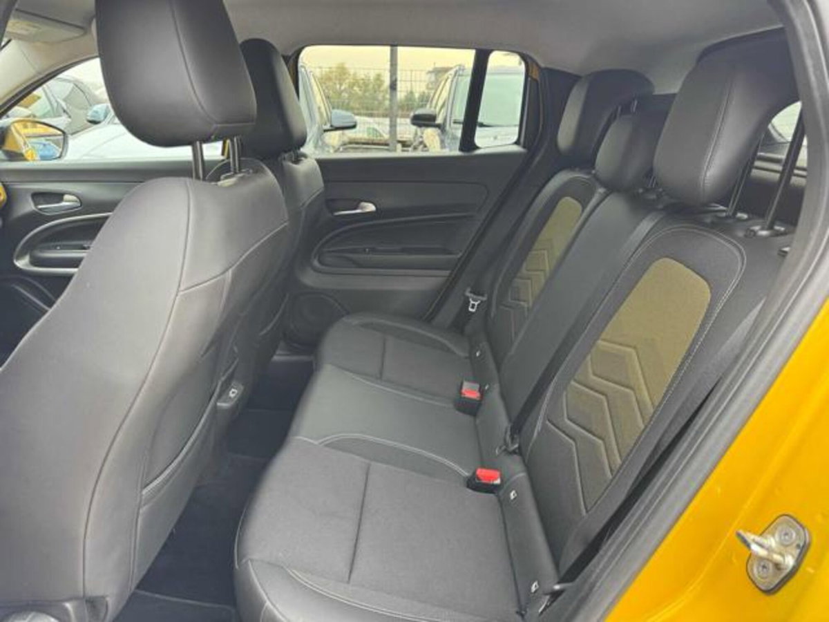 Jeep Avenger 1.2 turbo Summit fwd 100cv (19)