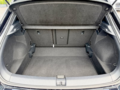 Volkswagen T-Roc 2.0 tdi R-Line 115cv (15)
