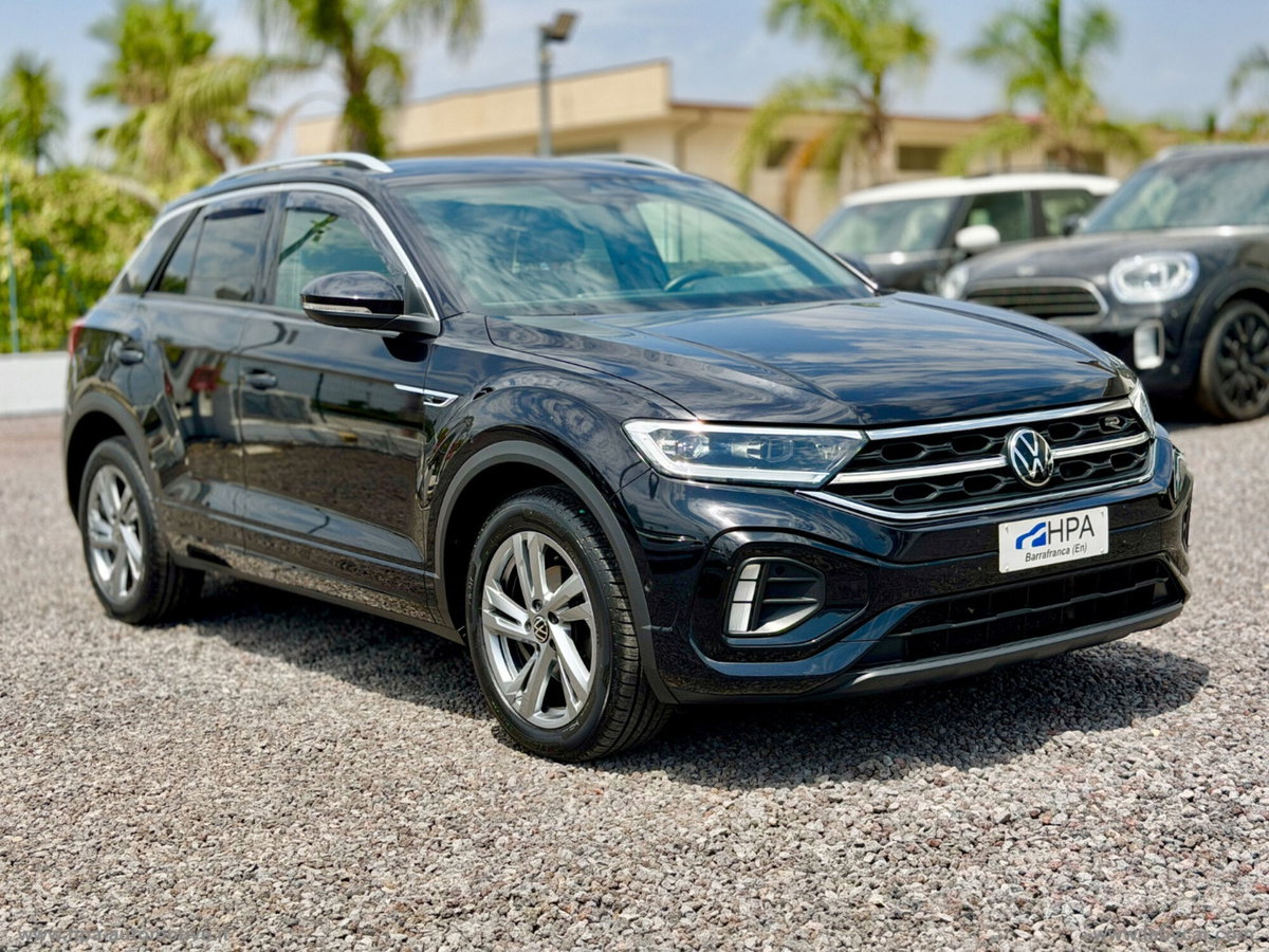 Volkswagen T-Roc 2.0 tdi R-Line 115cv (3)