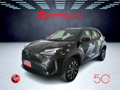 Toyota Yaris Cross 1.5 Hybrid 5p. E-CVT Premiere (2)