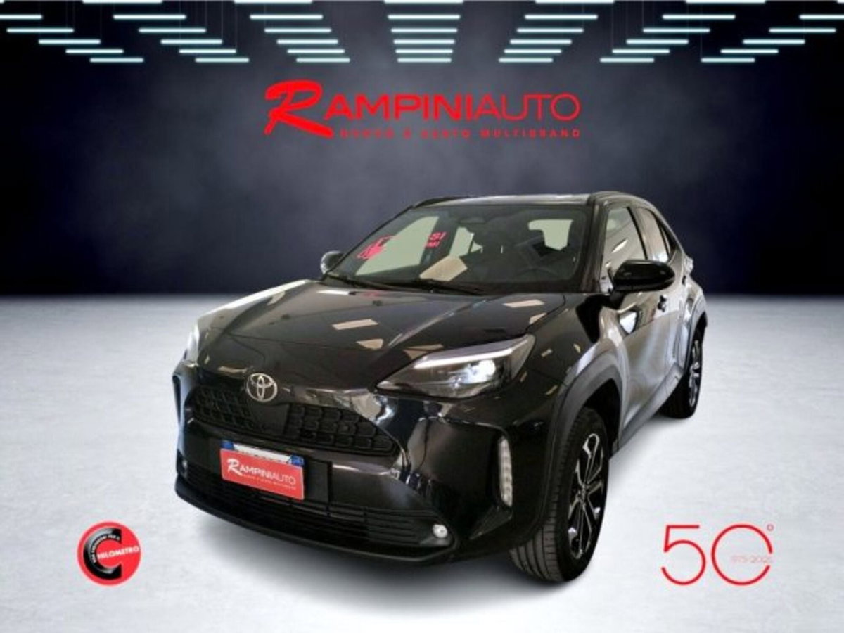 Toyota Yaris Cross 1.5 Hybrid 5p. E-CVT Premiere (3)