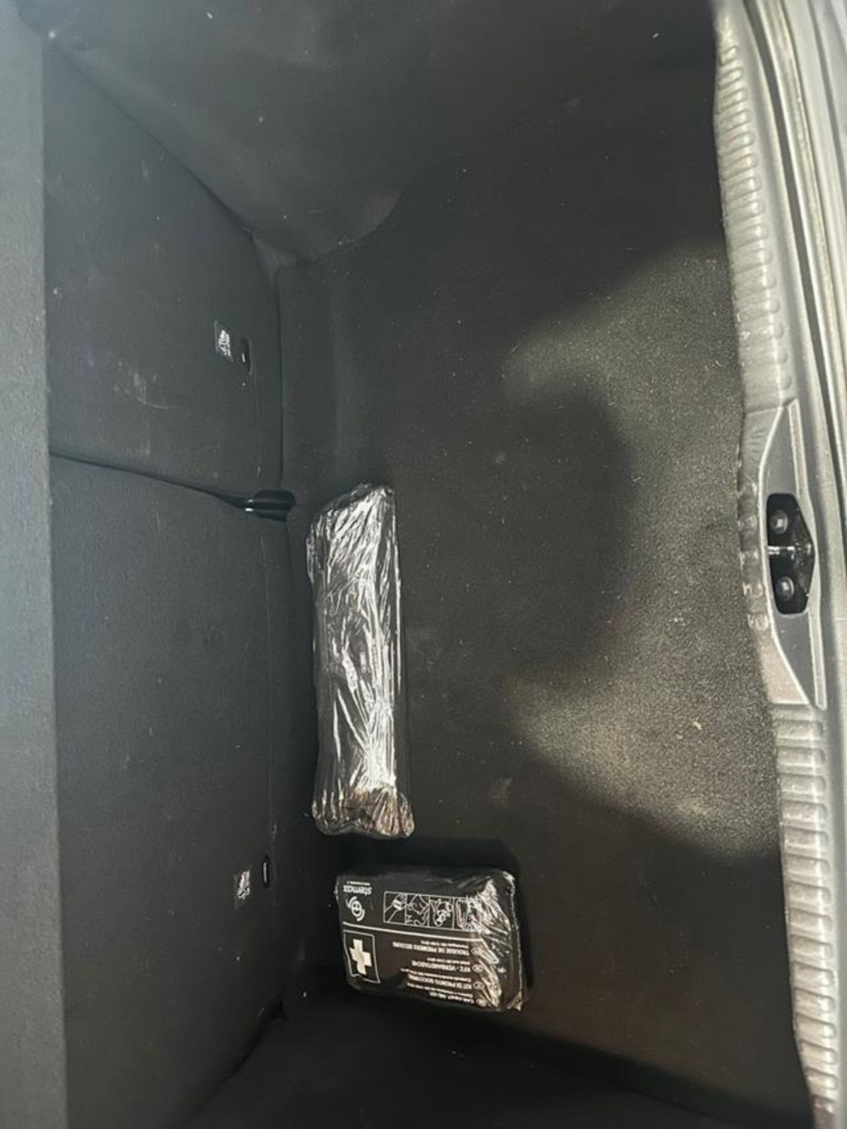 Citroen C3 PureTech 110 S&S EAT6 Shine Pack (5)