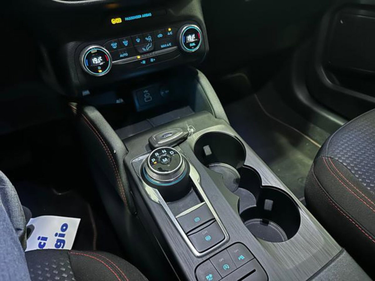 Ford Kuga 1.5 EcoBlue 120 CV 2WD ST-Line (11)