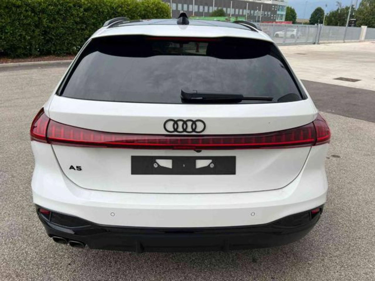 Audi A5 Avant 2.0 tdi mhev+ S line edition 204cv s-tronic (2)