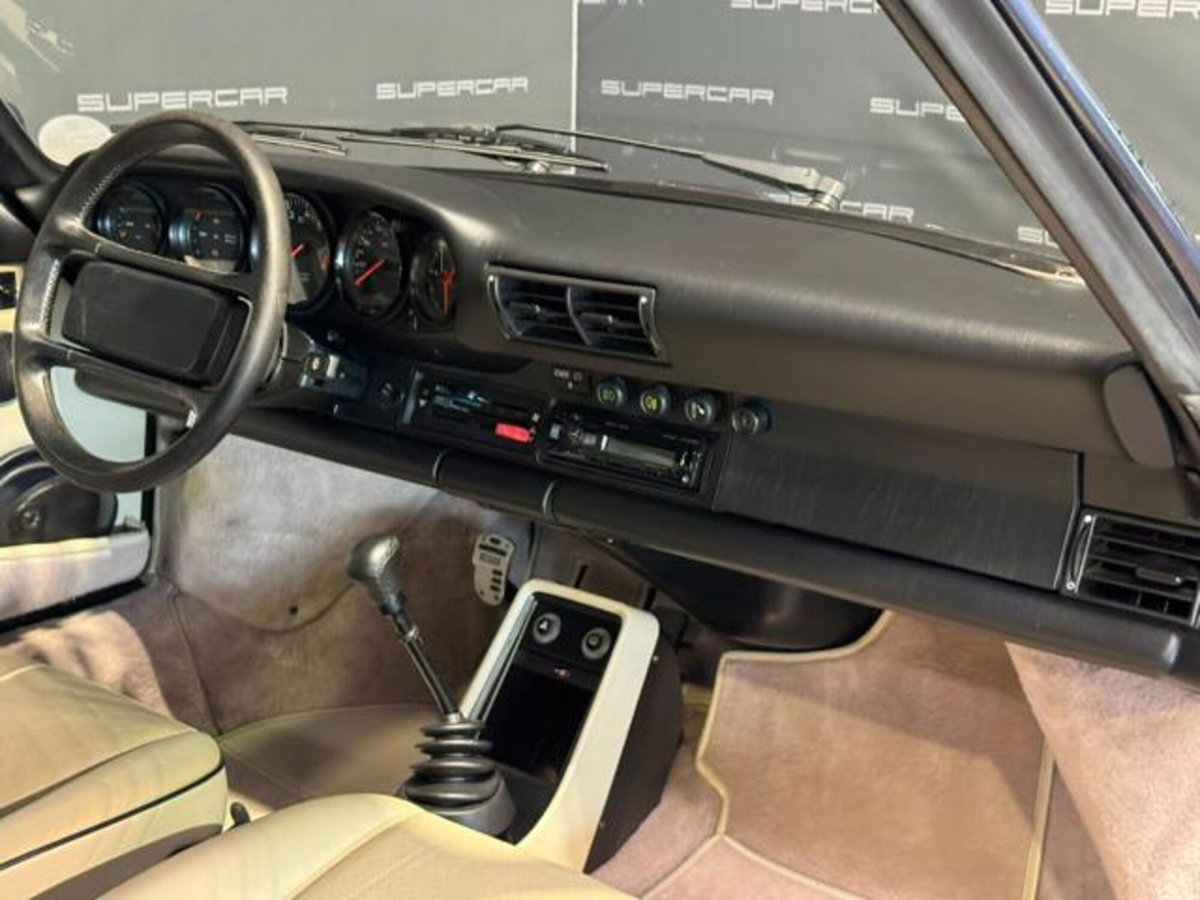 Porsche 911 Cabrio Carrera 3.2 (16)