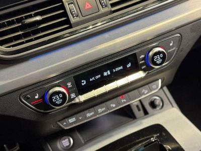 Audi Q5 Sportback 40 2.0 tdi mhev 12V Identity Black quattro s-tronic (16)