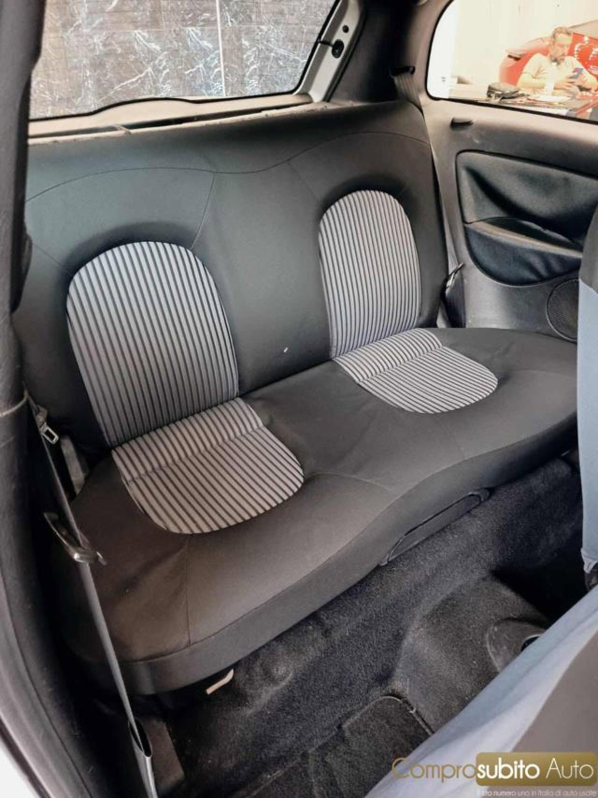 Lancia Ypsilon 1.2 Platino (8)
