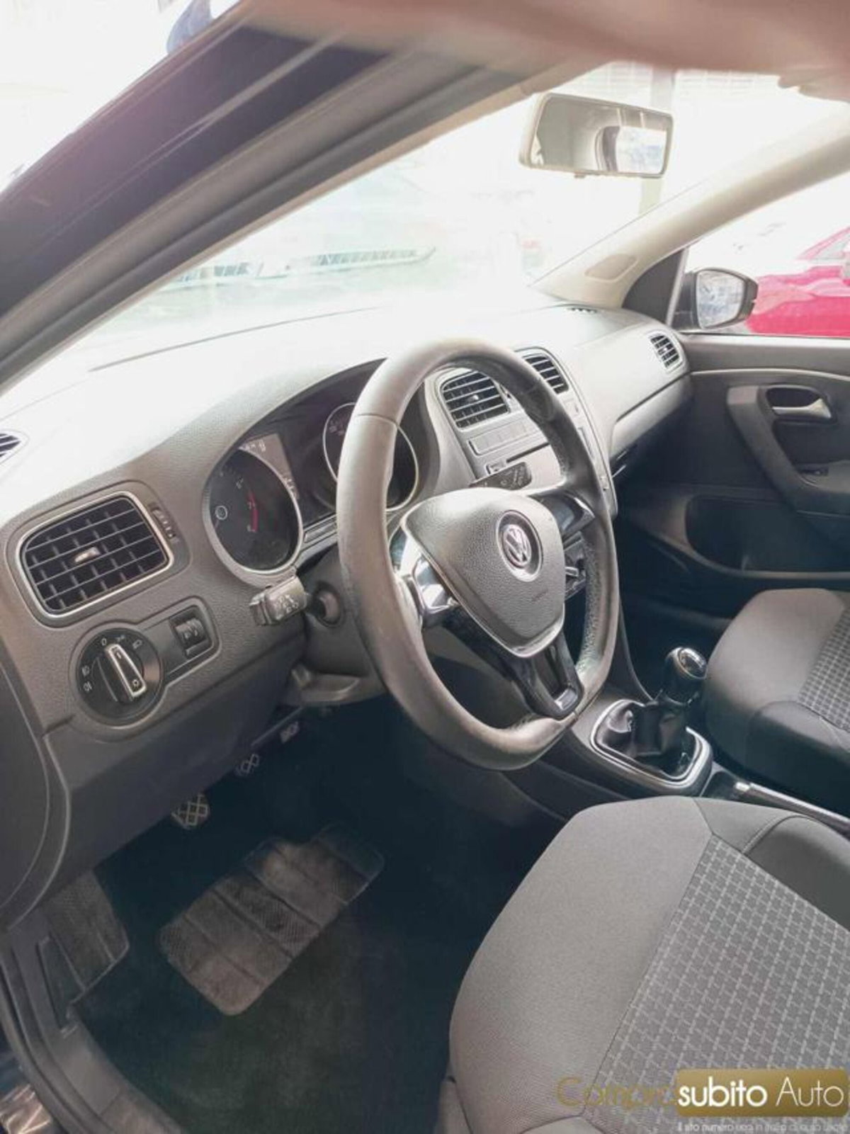 Volkswagen Polo 1.0 MPI 5p. Trendline (16)