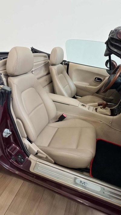 Mazda MX-5 1.6i 16V cat Miracle (11)