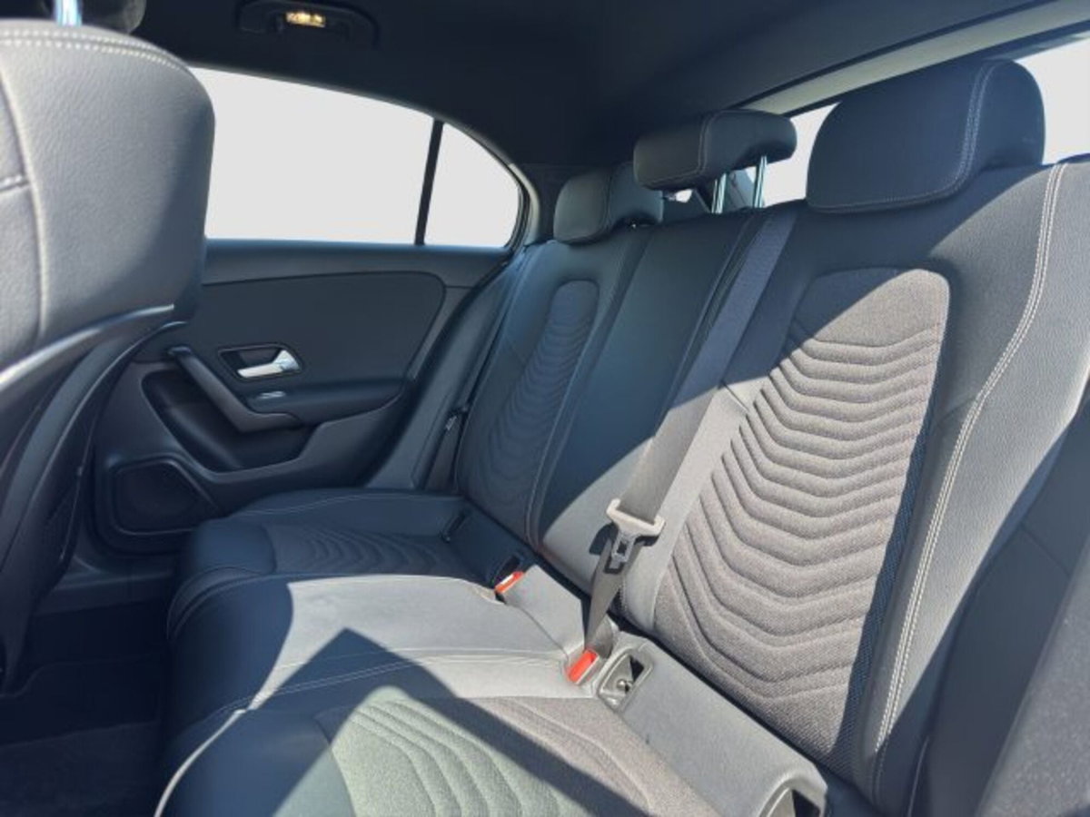 Mercedes-Benz Classe A 180 Automatic Executive (10)