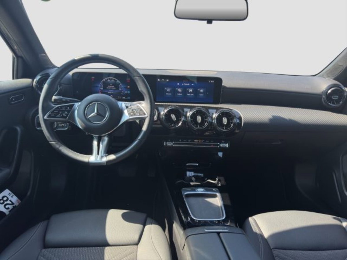 Mercedes-Benz Classe A 180 Automatic Executive (11)