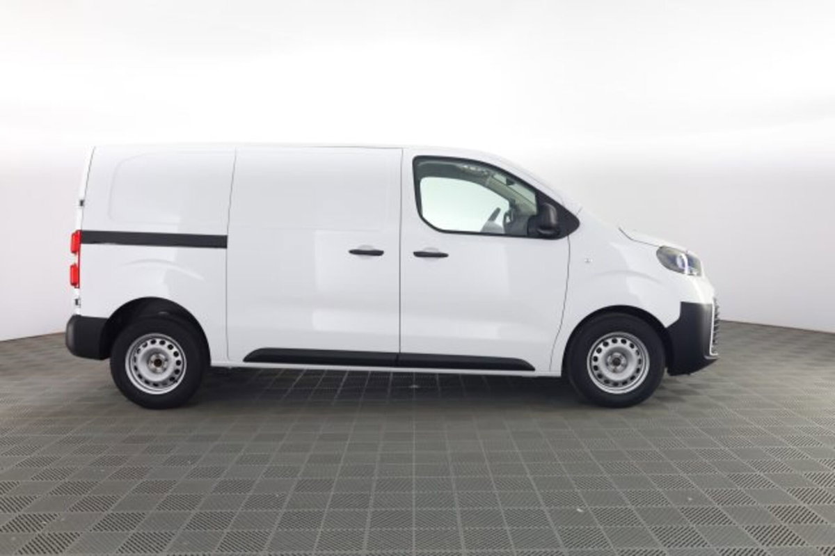 Toyota Proace Max Cabinato Max 35H 2.2d 180cv Lcab auto (3)