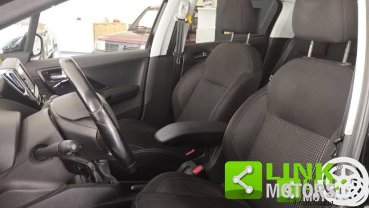 Peugeot 208 75 5 porte Allure (12)
