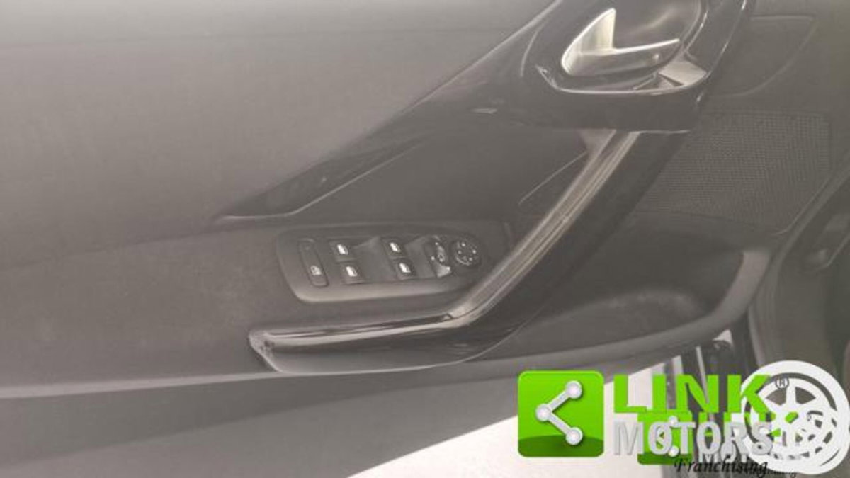 Peugeot 208 75 5 porte Allure (9)