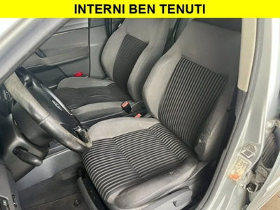 Volkswagen Polo 1.4/80CV TDI 5p. Sportline (5)