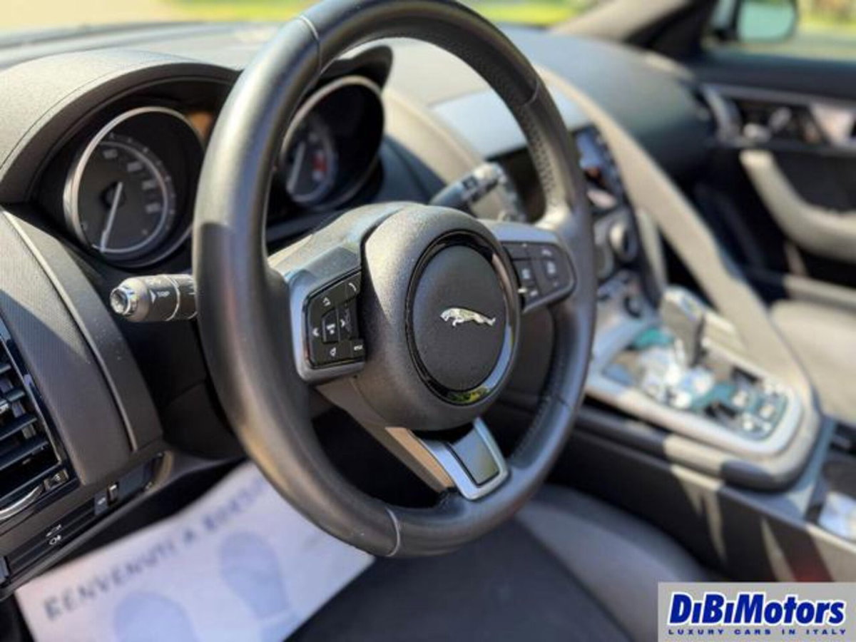 Jaguar F-Type Cabrio 3.0 V6 Convertibile (10)