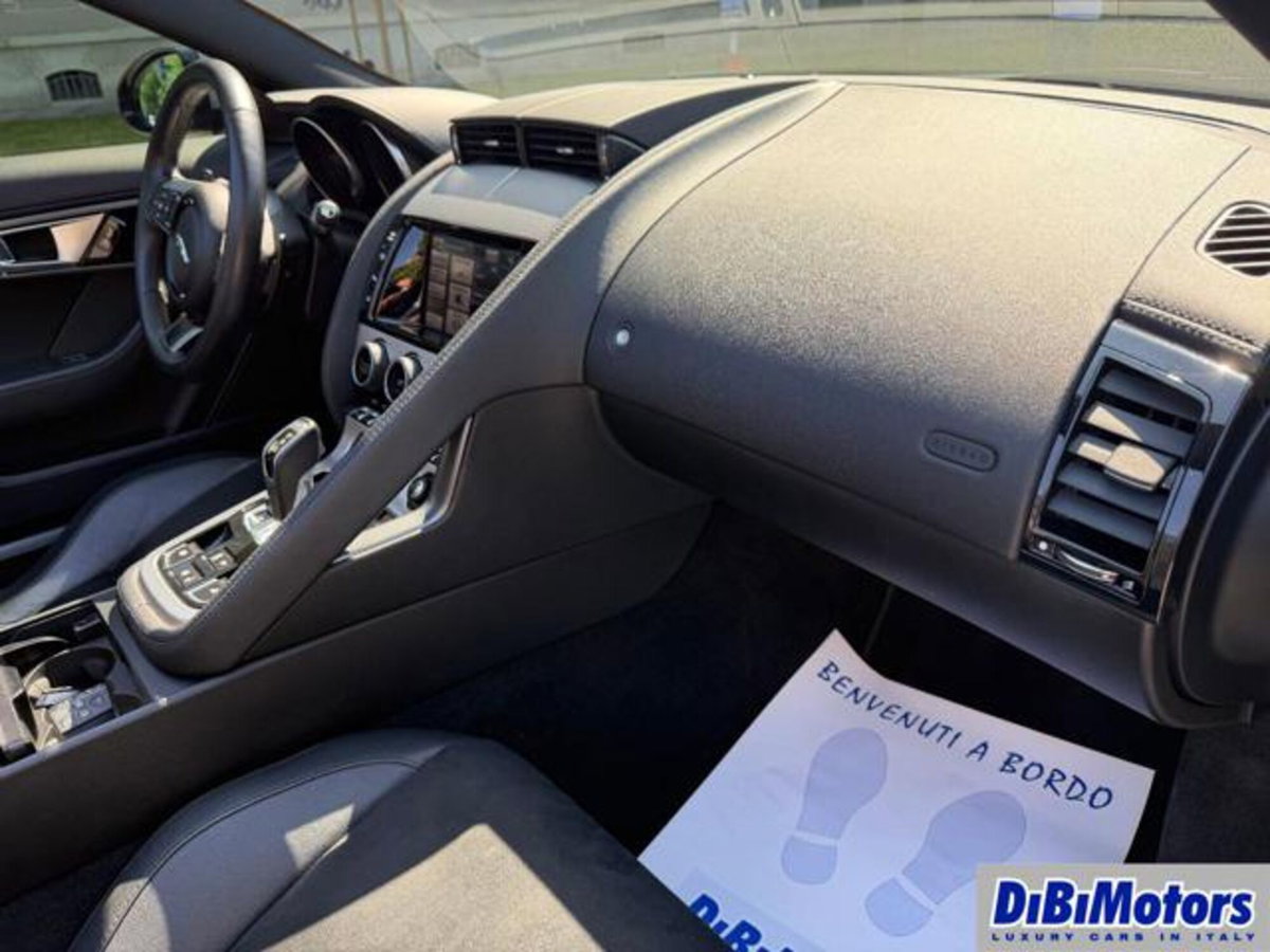 Jaguar F-Type Cabrio 3.0 V6 Convertibile (19)