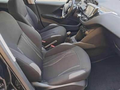 Peugeot 208 VTi 82 CV 5 porte Allure (16)