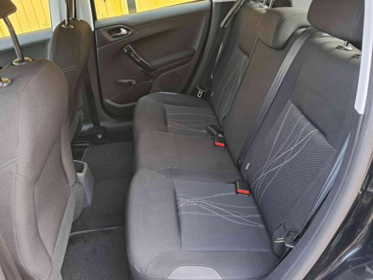 Peugeot 208 VTi 82 CV 5 porte Allure (17)