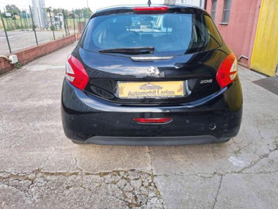 Peugeot 208 VTi 82 CV 5 porte Allure (8)