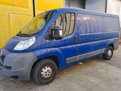 Peugeot Boxer Furgone 330 2.2 HDi/100CV PM-TN Furgone (2)