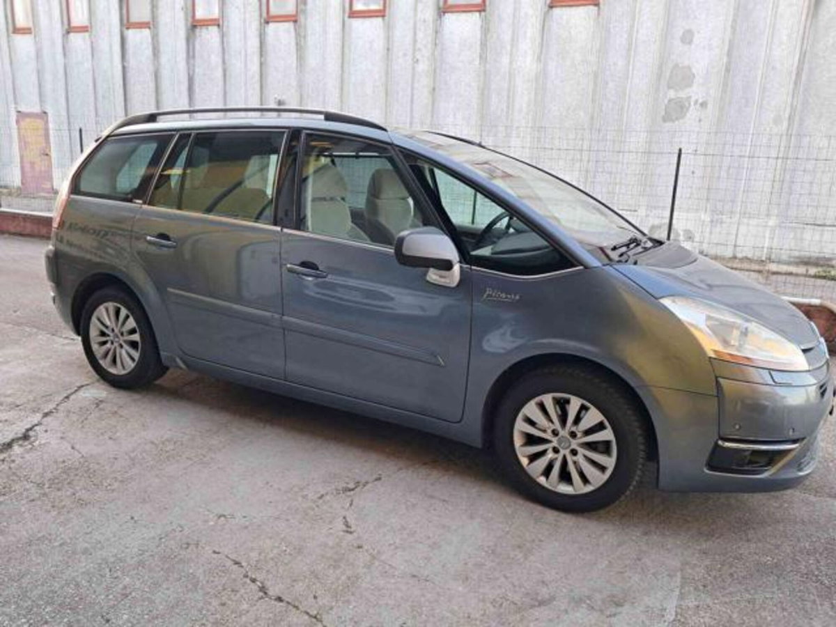 Citroen C4 Gran Picasso 2.0 HDi 138 FAP CMP6 Exclusive Style (8)