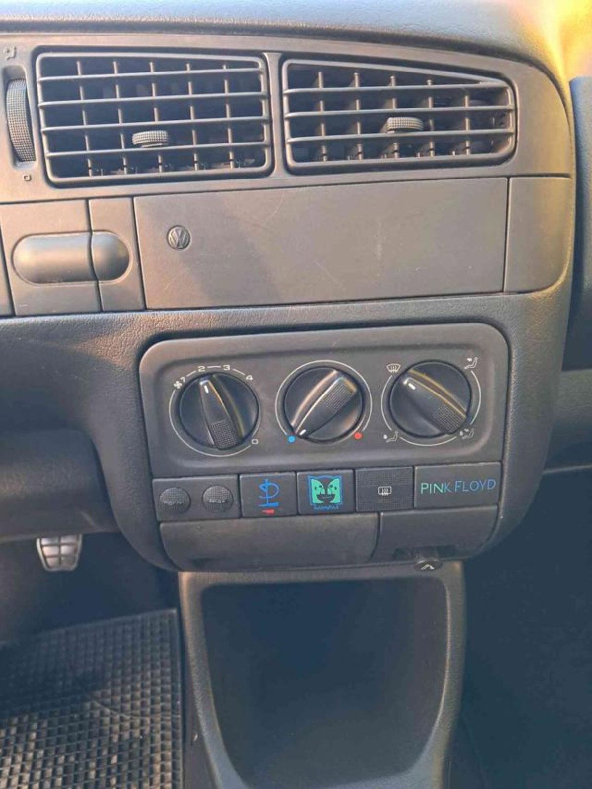 Volkswagen Golf 1.6 cat 5 porte CL (13)