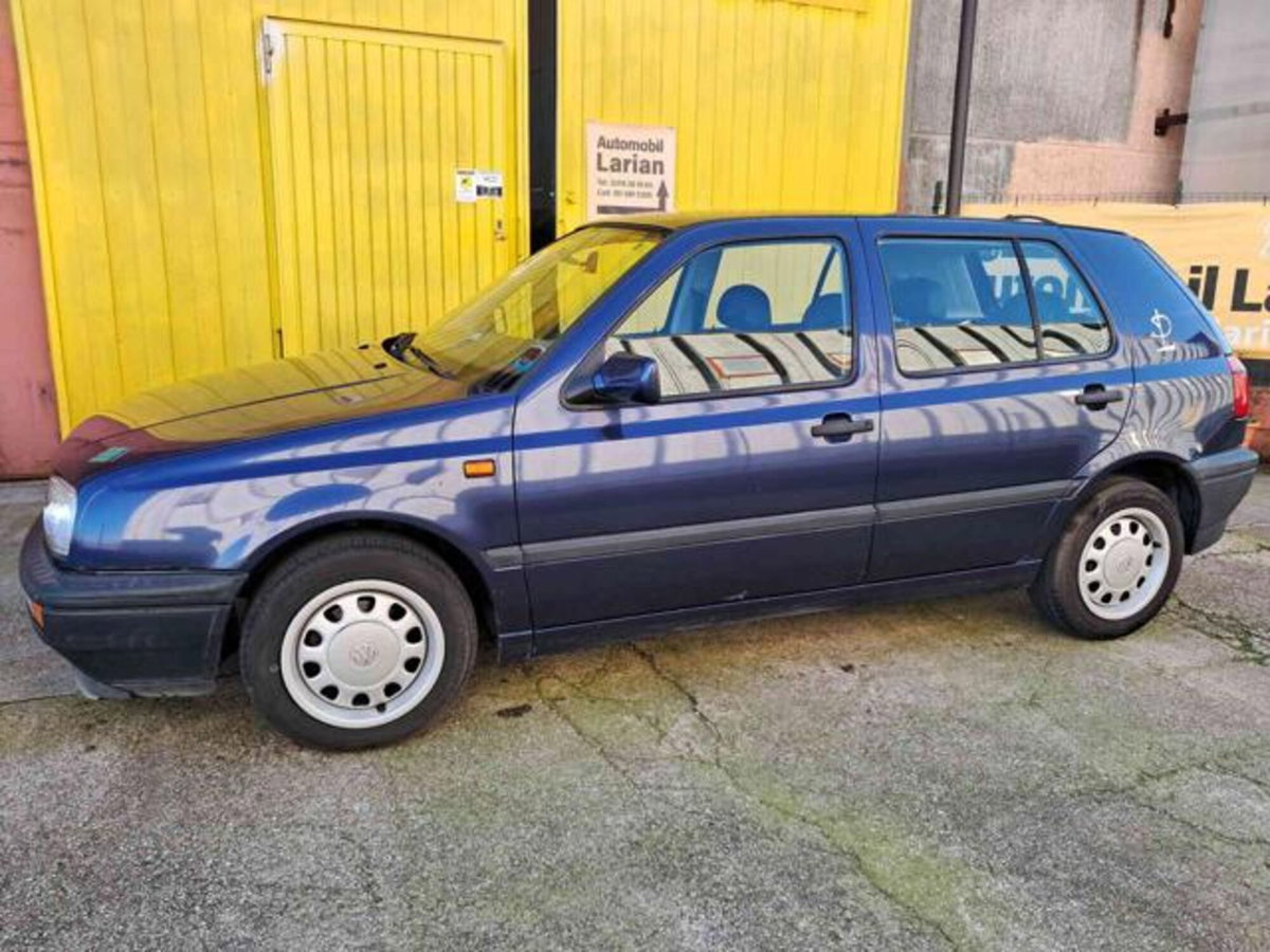 Volkswagen Golf 1.6 cat 5 porte CL (2)