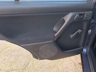 Volkswagen Golf 1.6 cat 5 porte CL (20)