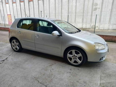 Volkswagen Golf 2.0 16V TDI 4mot. 5p. Sportline (8)