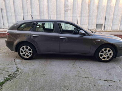 Alfa Romeo 159 SportWagon 1.9 JTDm Sportwagon Eco Progression (10)