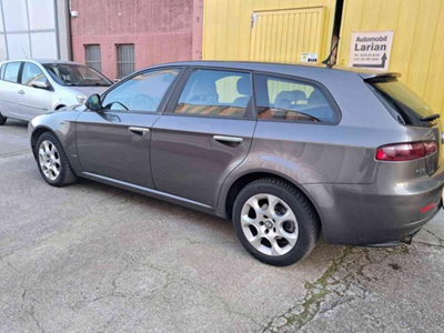 Alfa Romeo 159 SportWagon 1.9 JTDm Sportwagon Eco Progression (7)