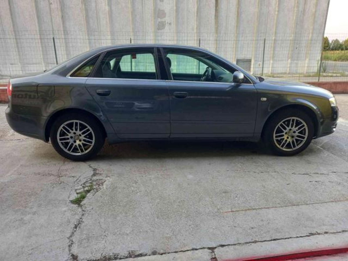 Audi A4 2.0 20V Top (10)