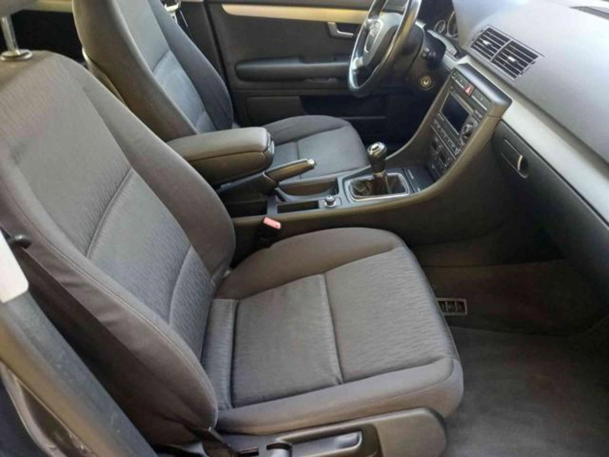 Audi A4 2.0 20V Top (17)