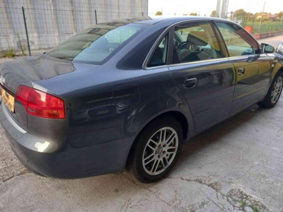Audi A4 2.0 20V Top (7)