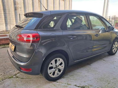Citroen C4 Picasso 1.6 e-HDi 115 Exclusive (10)